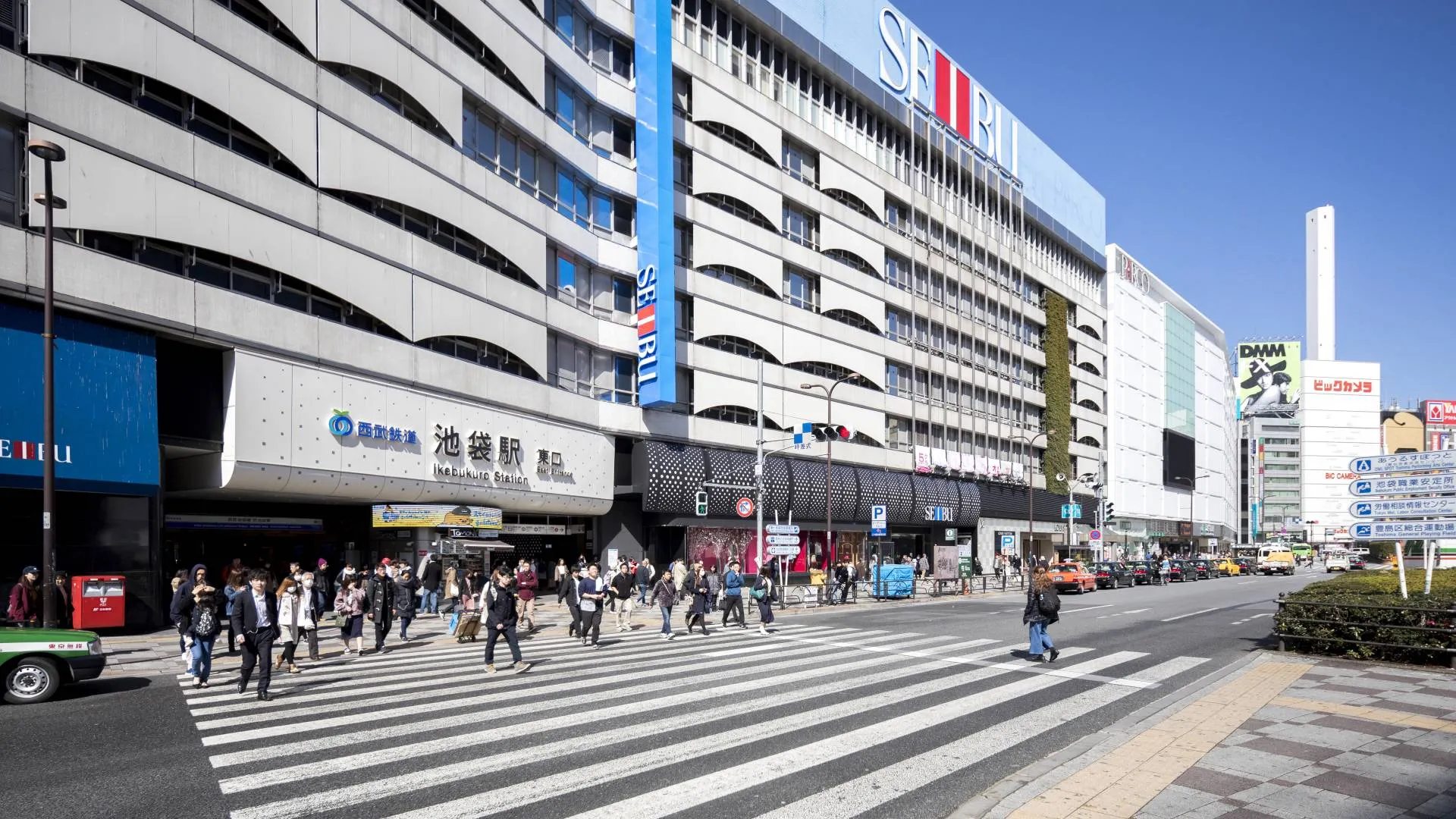 About the Ikebukuro area, which has a variety of features such as large department stores, subculture, arts, and culture!